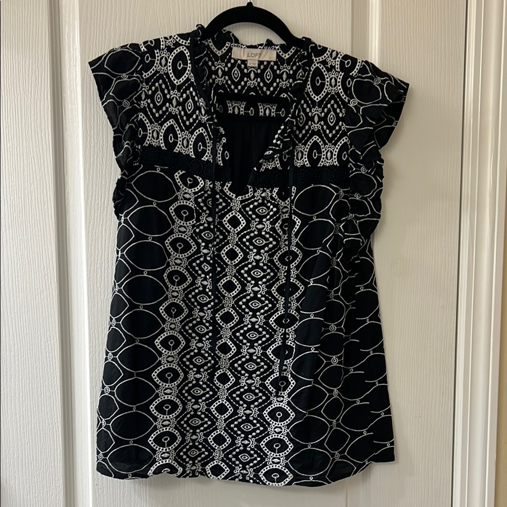 LOFT Graphic Black and White Cap Sleeve Blouse